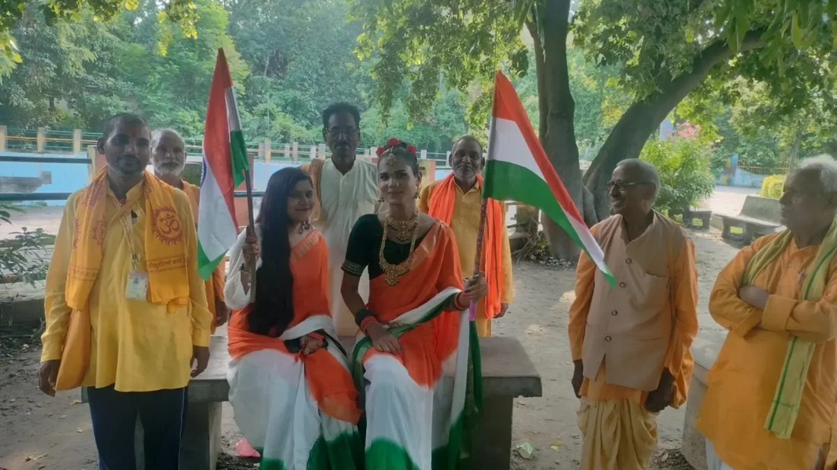 नैतिकता का पाठ युवाओं के साथ।